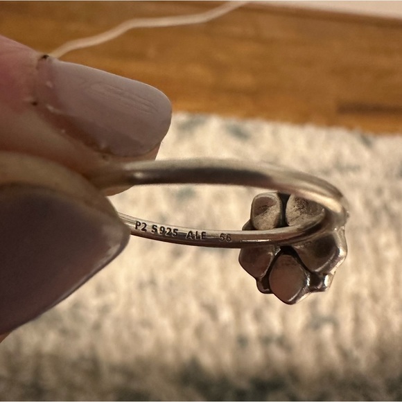 Pandora Magnolia Ring. - Picture 6 of 6